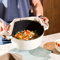 Cook & Pan - Go Ivory Gietijzeren Braadpan 24 cm - 4 liter Braadpan Cook & Pan