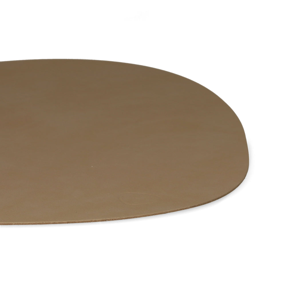 Lind DNA - Tablemat Curve L Nupo Clay Brown