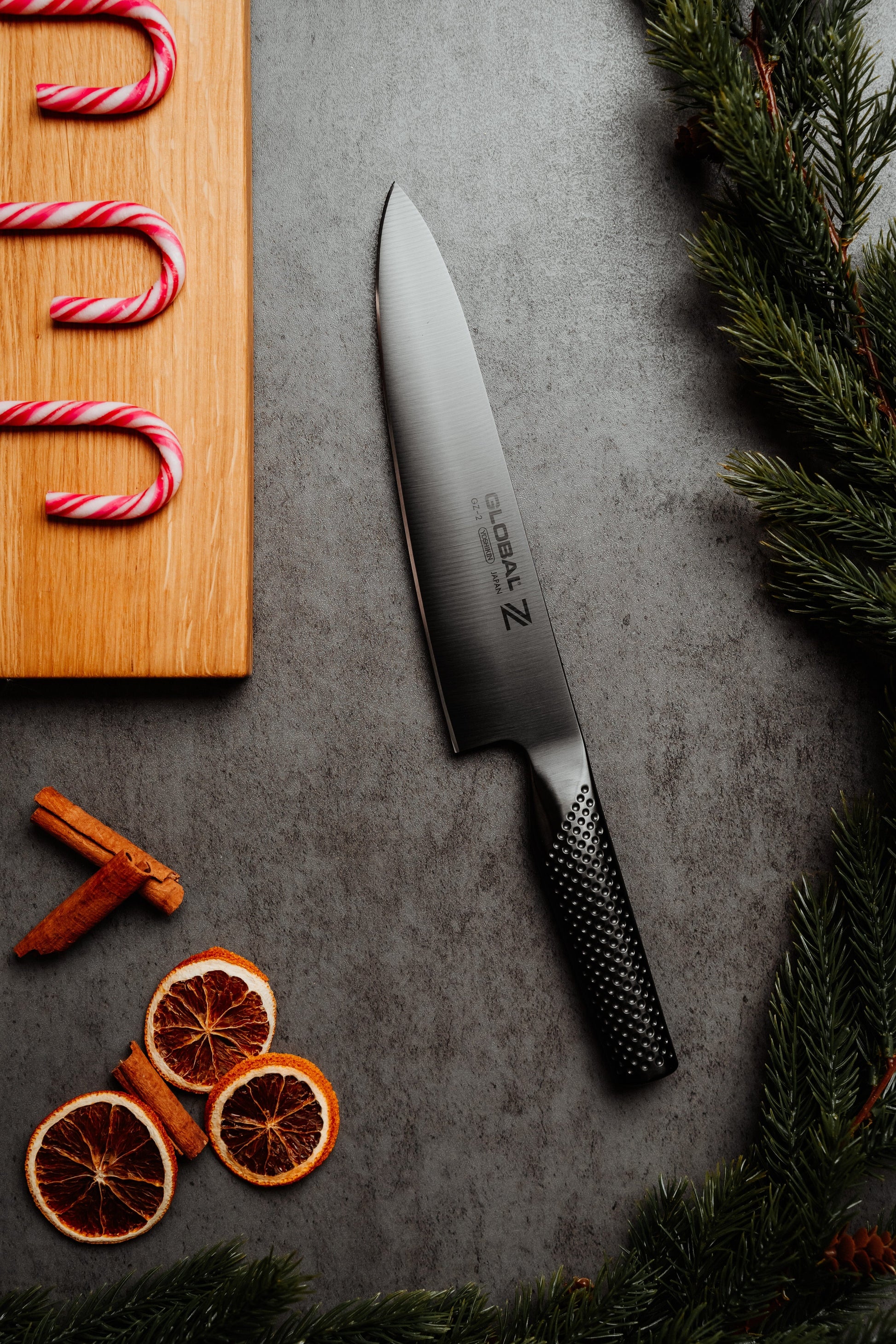 Couteau de chef Global GZ-2 de 20 cm avec revêtement DLC